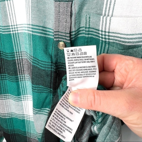 American Eagle Red Green Boyfriend Plaid Flannel Button Down Shirt Extra Small - Picture 8 of 14